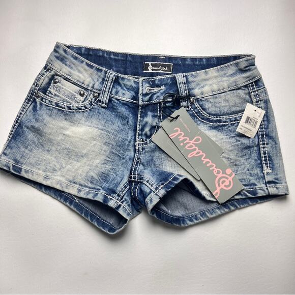 Soundgirl Women’s Short Denim Embellished Pockets Shorts Sz 1 - Picture 1 of 15
